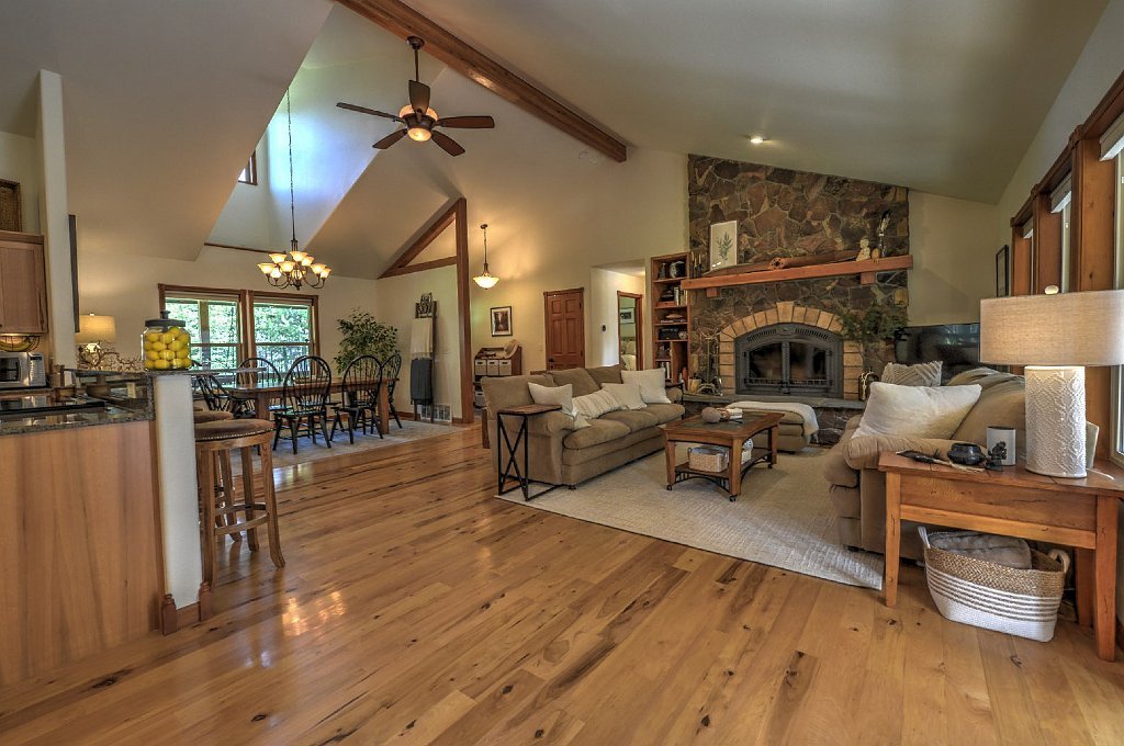 Home Interiors -10.jpg